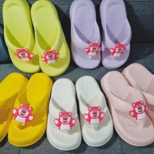 Strawberry crocs (MOQ) wholesale deals Only)