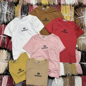 Balanciaga Shirt ( MOQ Wholesale deals)