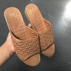 Women's rubber slip-on(MOQ 30 above) Wholesale deals Only