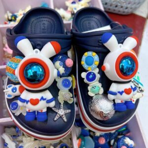 Crocs Sandals (MOQ 20) Wholesale deals