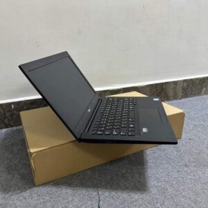 Dell Latitude i5 7200U/ 8GB /128G SSD/ 12.5HD / Win 10Pro