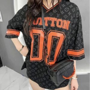 Lv T shirt 👕