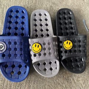 Men and women bathroom slippers