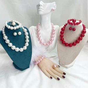 Women's Pearl Jewelry Set