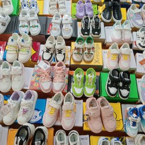 Mixed quality sneakers