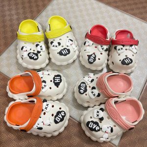 Fashion Korean pattern crocs