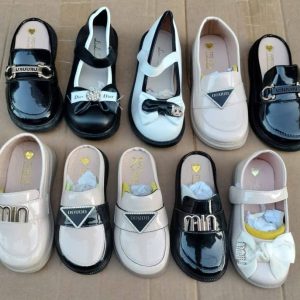 Female princess shoe