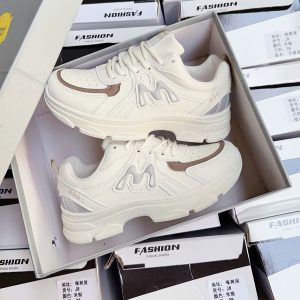 Brand quality casual sneakers shoe