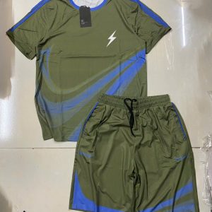 Sets of men's clothing